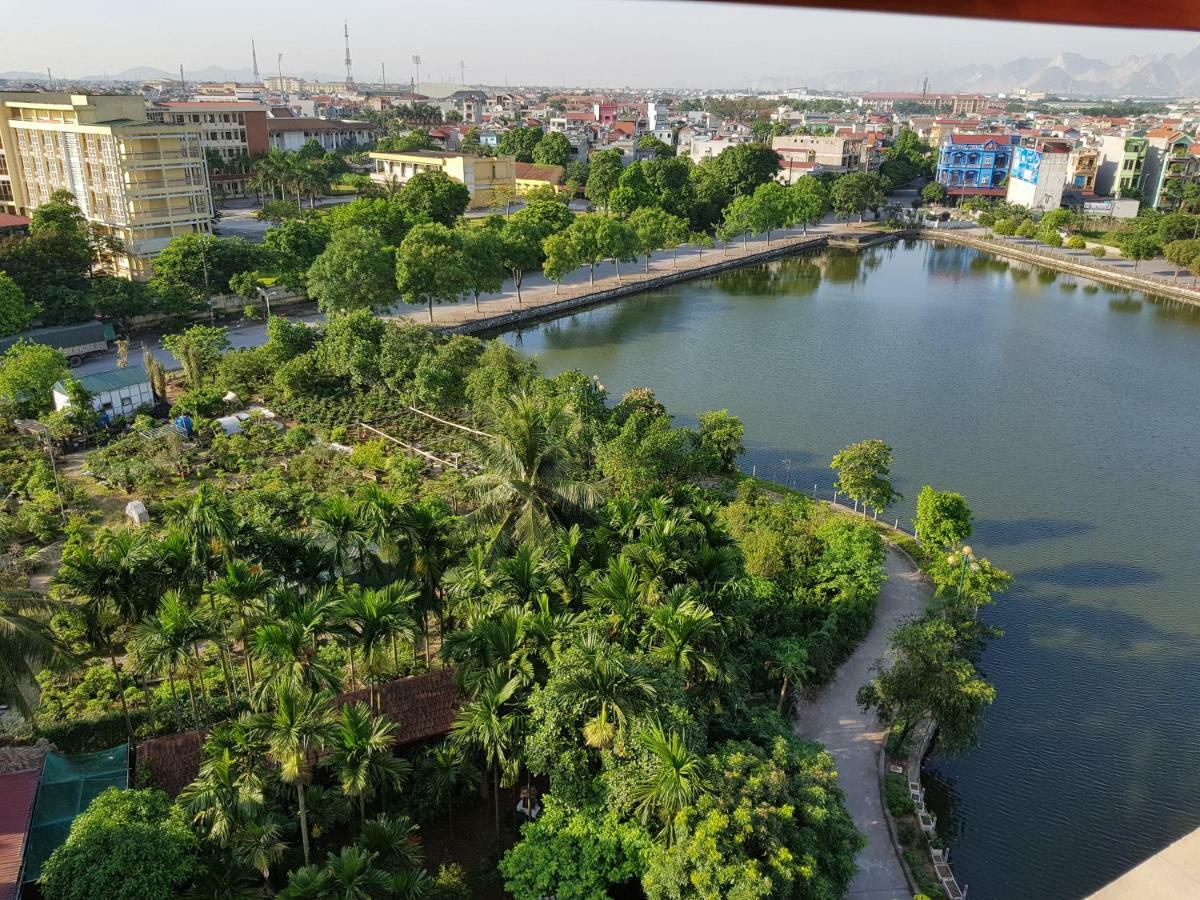 Khách sạn Anh Đào Phu Ly Extérieur photo