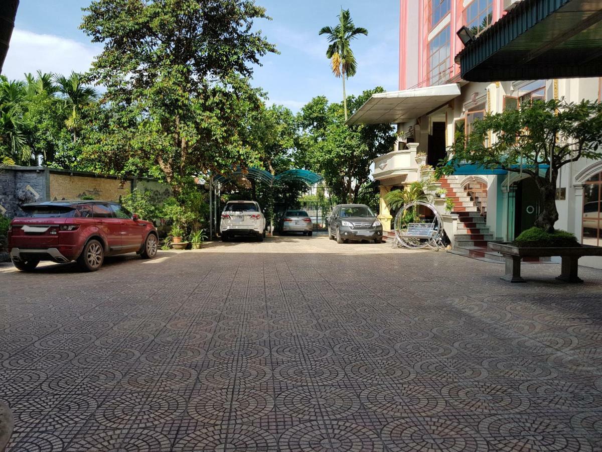 Khách sạn Anh Đào Phu Ly Extérieur photo